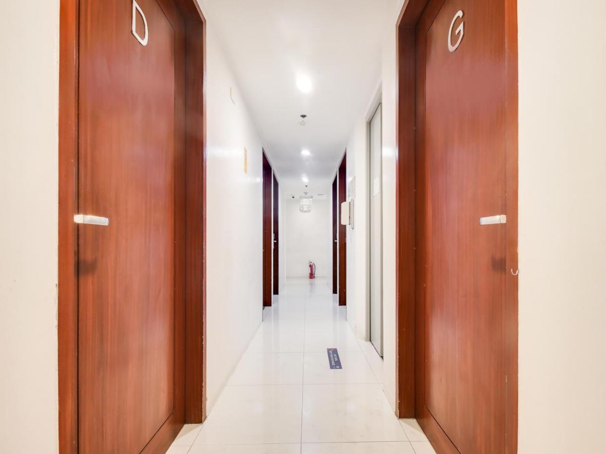 Oyo 893 Dian Suites Makati Манила Экстерьер фото